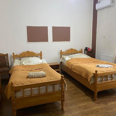 Guest House Telavi XXI Екстериор снимка