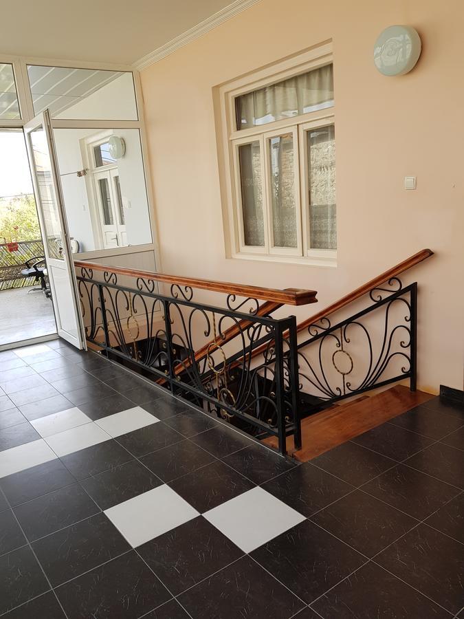 Guest House Telavi XXI Екстериор снимка