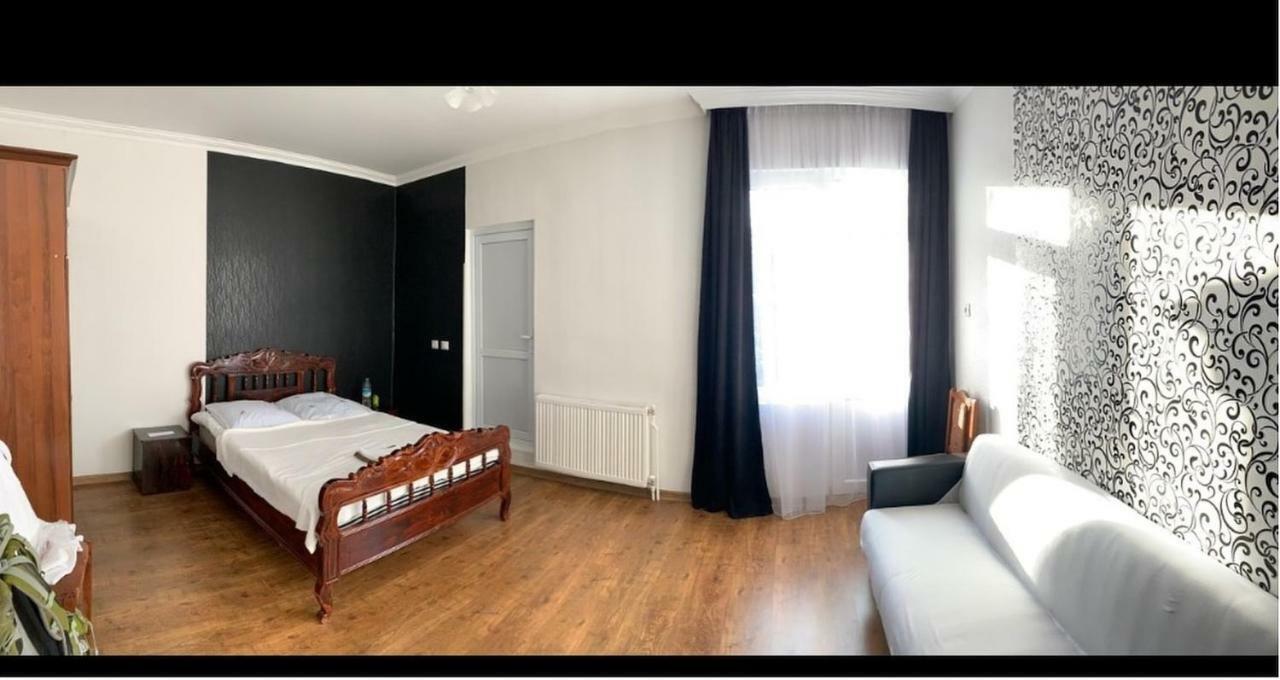 Guest House Telavi XXI Екстериор снимка